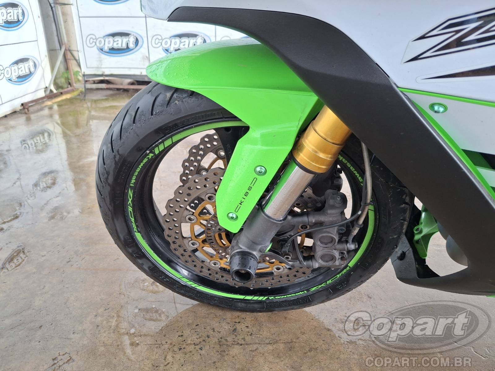 Foto 8 de 10: 2015 KAWASAKI NINJA ZX-10R