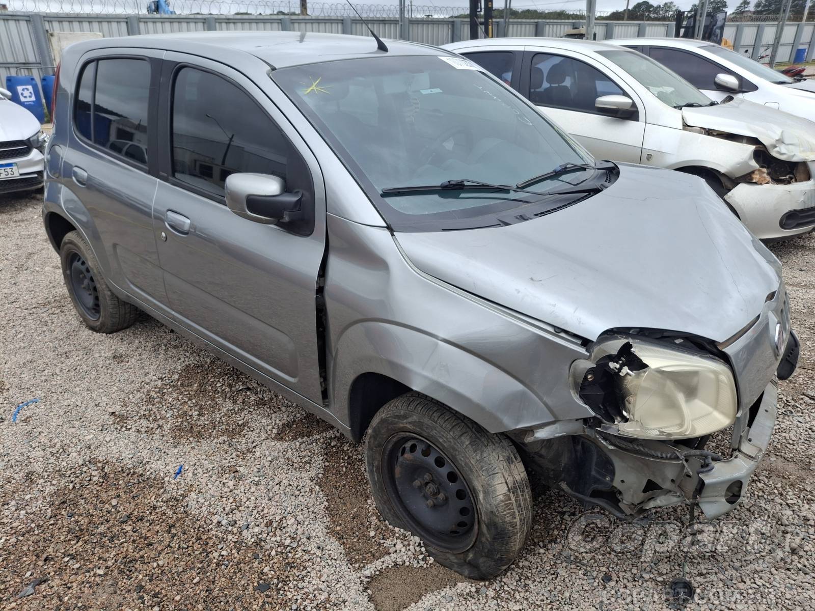 Veículo Fiat Uno FIAT UNO VIVACE 1.0 EVO 2013/2014 2014 em leilão