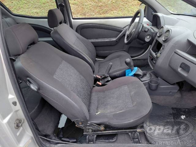 2011 FORD KA 