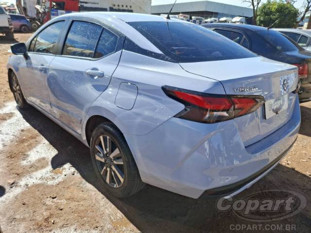 2024 NISSAN VERSA 