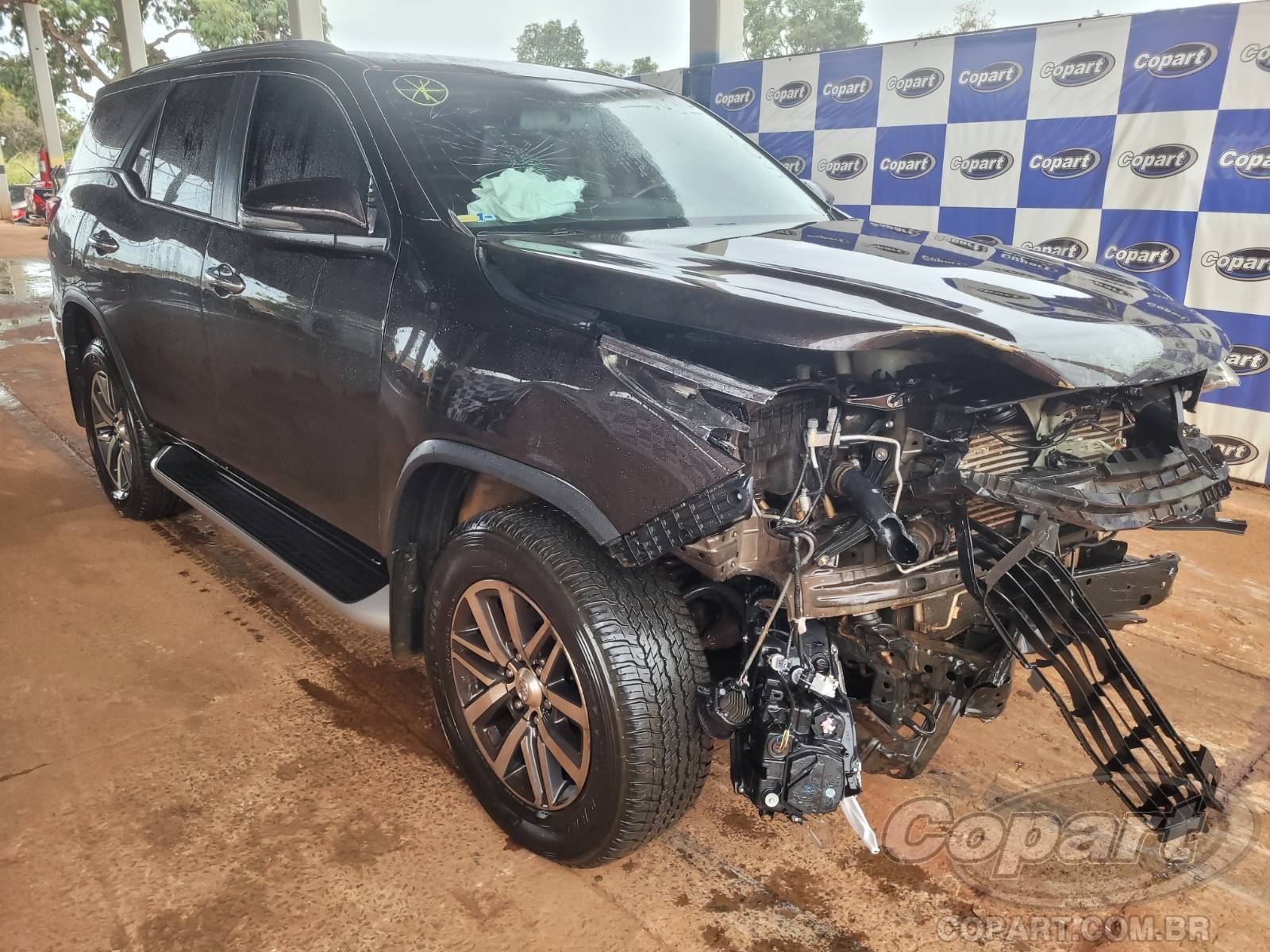 Veículo Toyota SW4 Toyota SW4 SRX 2.8 D-4D Turbo 2020 2020 em leilão