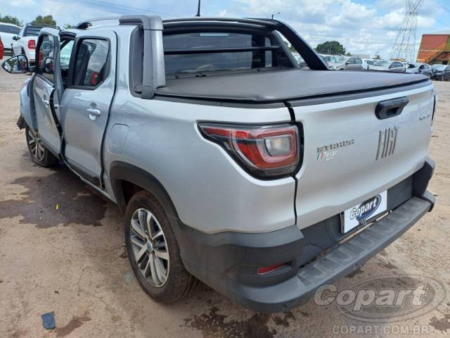 2023 FIAT STRADA CD 