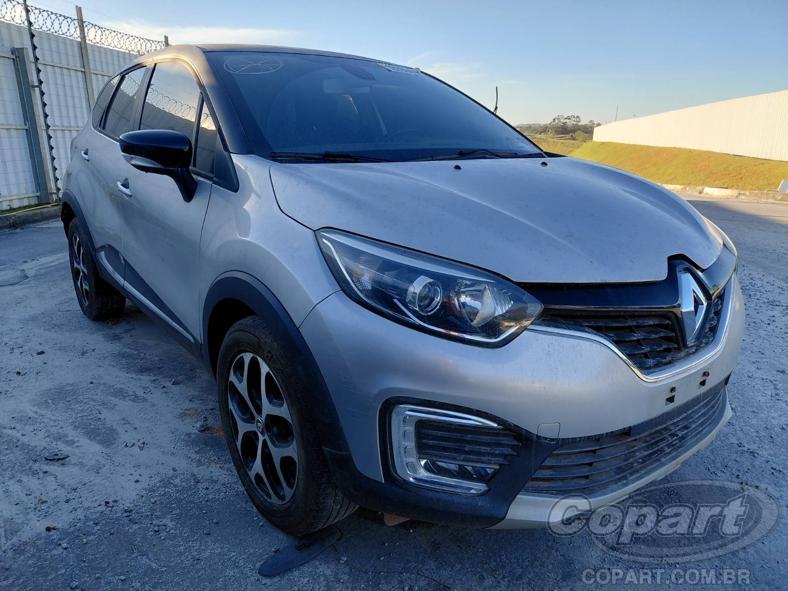 Veículo Renault Captur Renault Captur Intense 1.6 16V 2019 em leilão