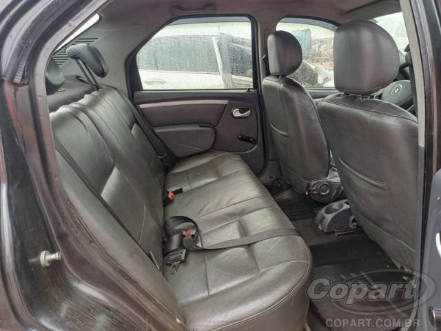 2011 RENAULT LOGAN 