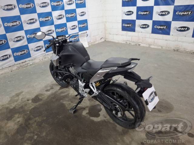 2026 HONDA CB 300F 