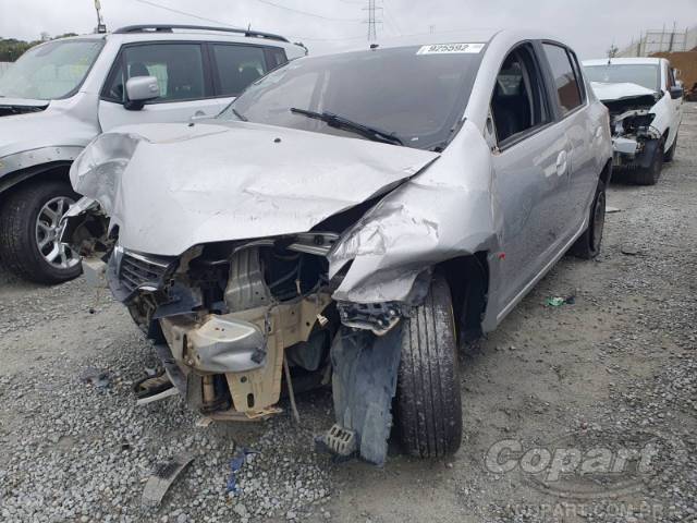 2015 RENAULT SANDERO 
