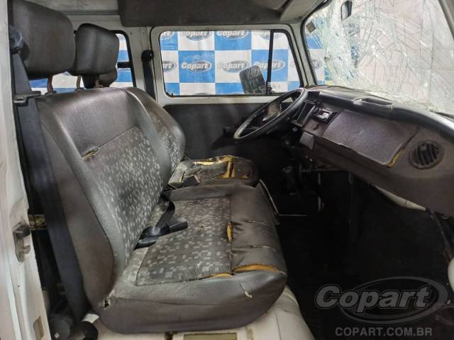 2014 VOLKSWAGEN KOMBI 