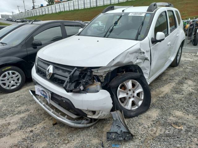 2017 RENAULT DUSTER 
