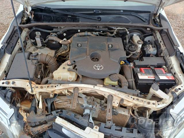 2017 TOYOTA HILUX SW4 