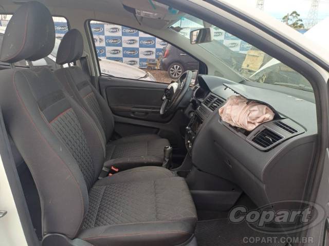 2015 VOLKSWAGEN FOX 