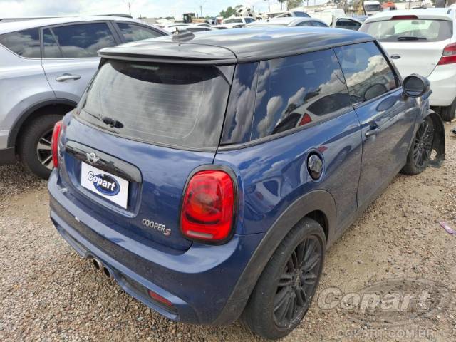 2016 MINI COOPER 