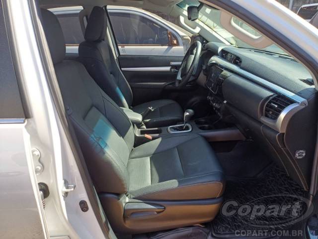 2024 TOYOTA HILUX CD 