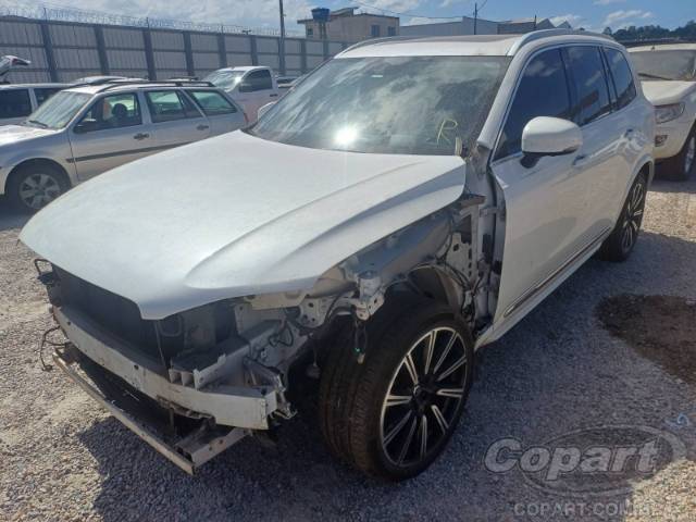 2016 VOLVO XC90 