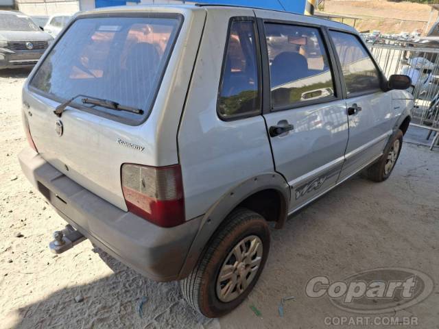 2011 FIAT UNO 