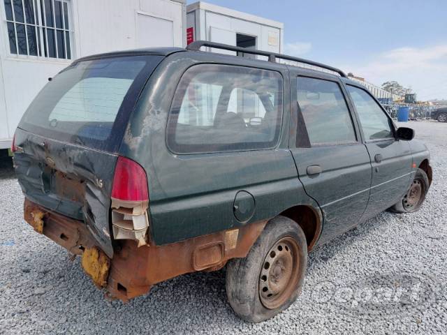 2000 FORD ESCORT SW 