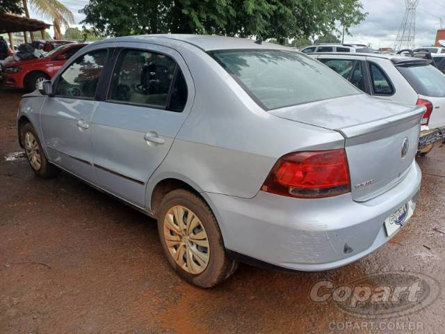 2011 VOLKSWAGEN VOYAGE 