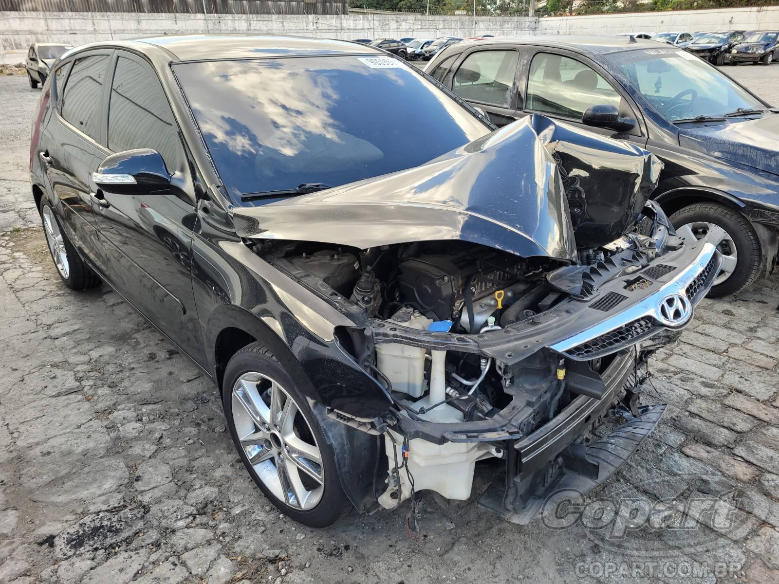 Veículo Hyundai i30 HYUNDAI I30 2.0 16V 2011/2012 Colisão 2012 em leilão