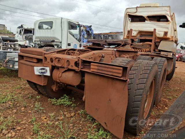 2012 MERCEDES BENZ AXOR 