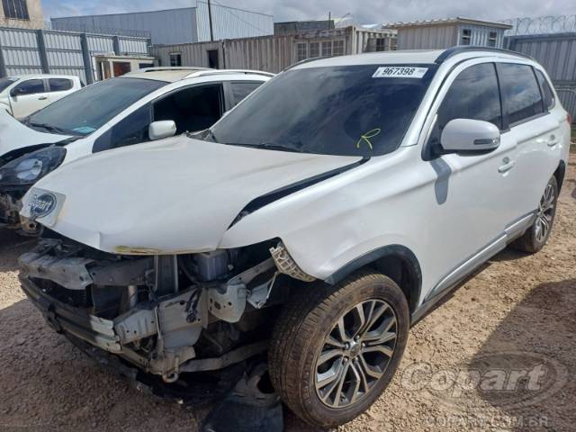 2016 MITSUBISHI OUTLANDER 