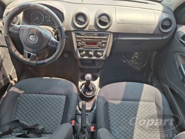 2016 VOLKSWAGEN VOYAGE 