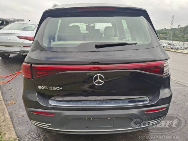 2025 MERCEDES BENZ EQB 