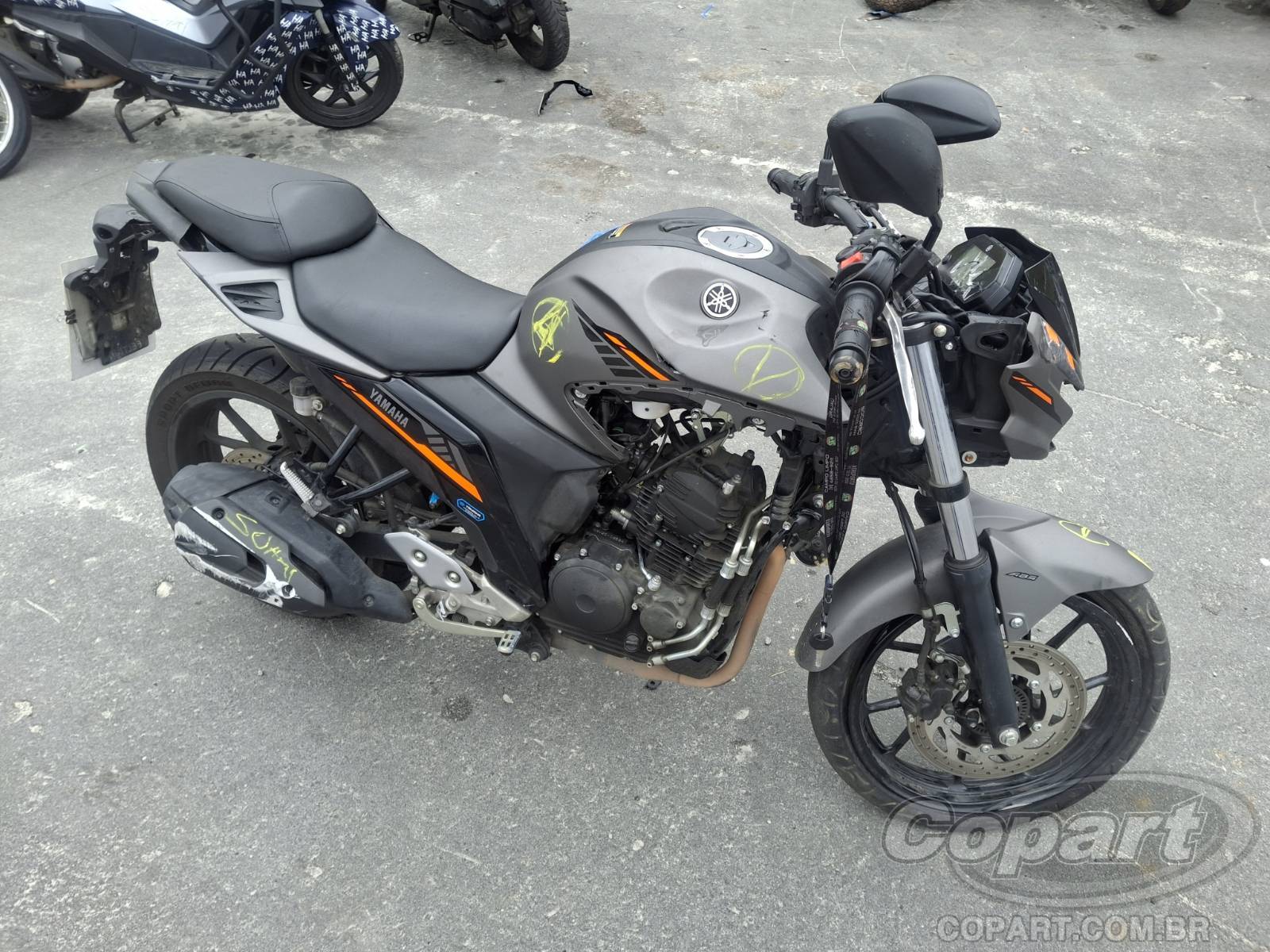 Yamaha FZ25 FAZER 2025