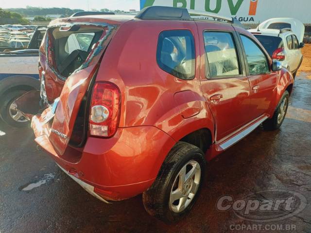 2015 RENAULT DUSTER 