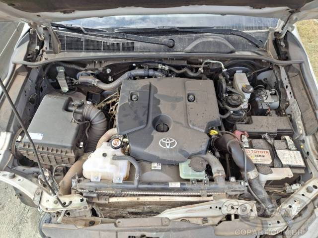 2024 TOYOTA HILUX CD 