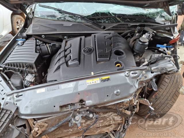 2025 VOLKSWAGEN AMAROK 