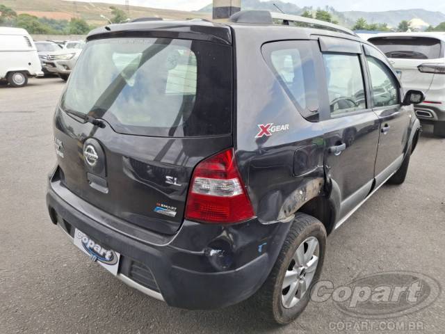 2013 NISSAN LIVINA 