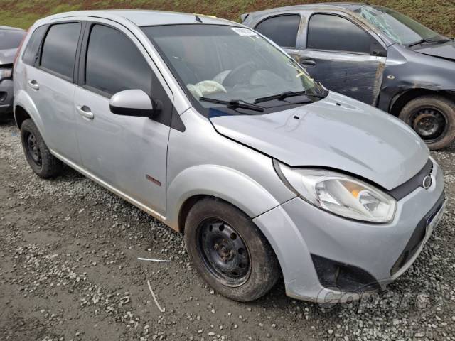 2011 FORD FIESTA 