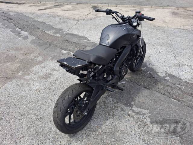 2024 BAJAJ DOMINAR 