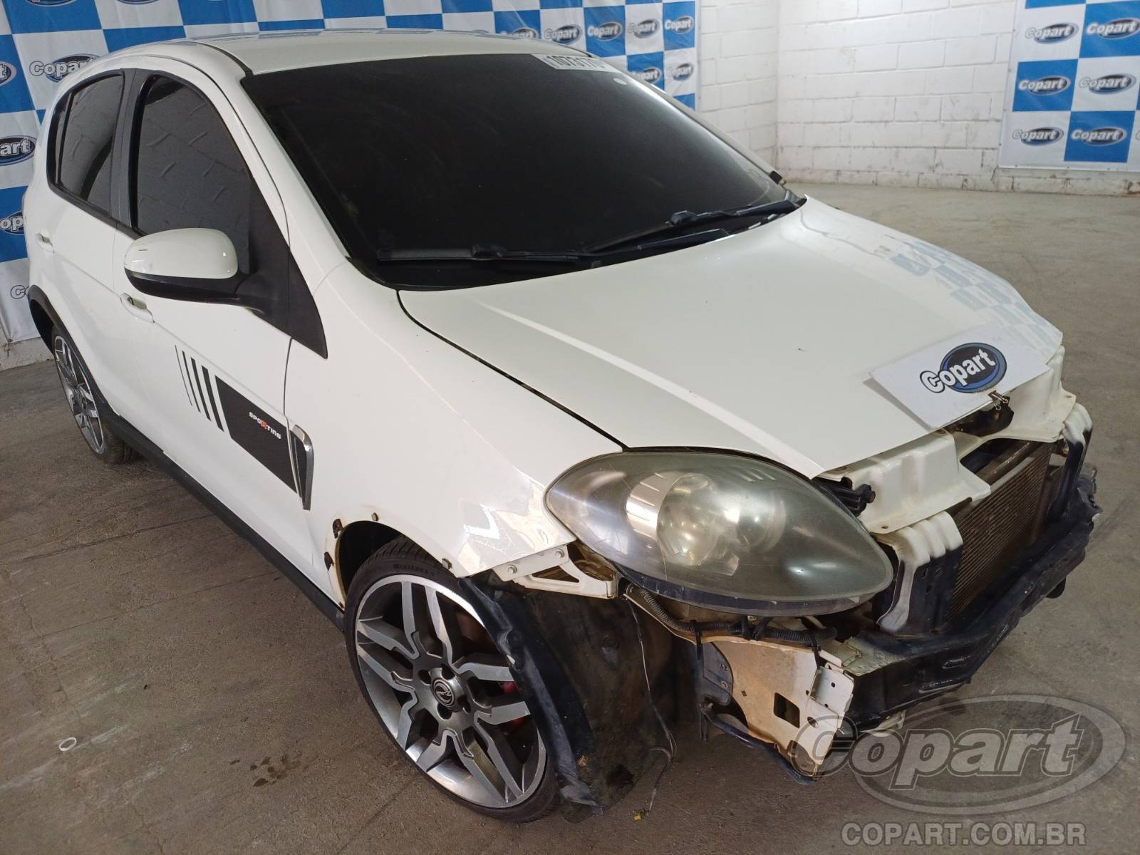 Veículo Fiat Palio FIAT PALIO 2013 1.6 16V Flex (COLISÃO) 2013 em leilão