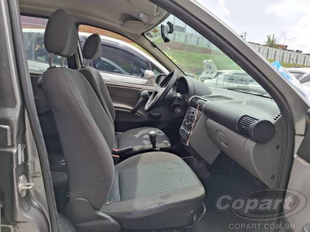 2012 CHEVROLET CLASSIC 