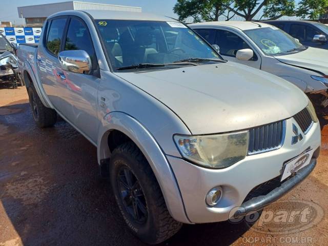 2009 MITSUBISHI L200 TRITON 