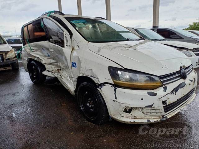 2015 VOLKSWAGEN SPACEFOX 