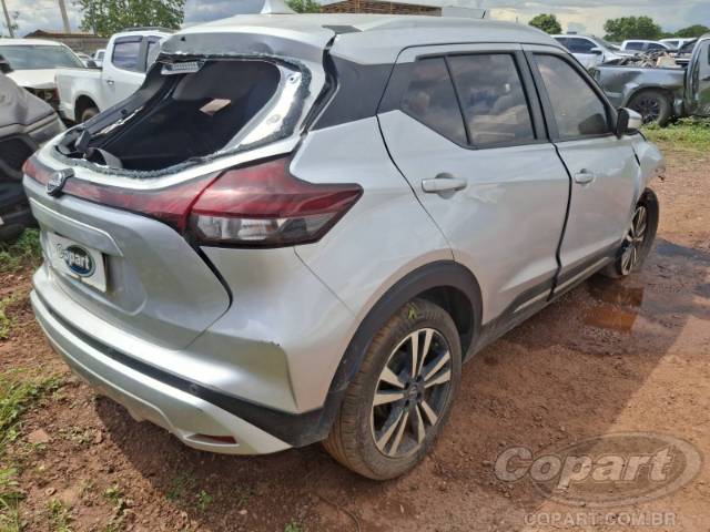 2023 NISSAN KICKS 