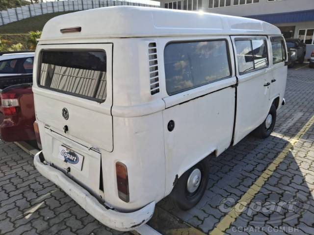 2010 VOLKSWAGEN KOMBI 