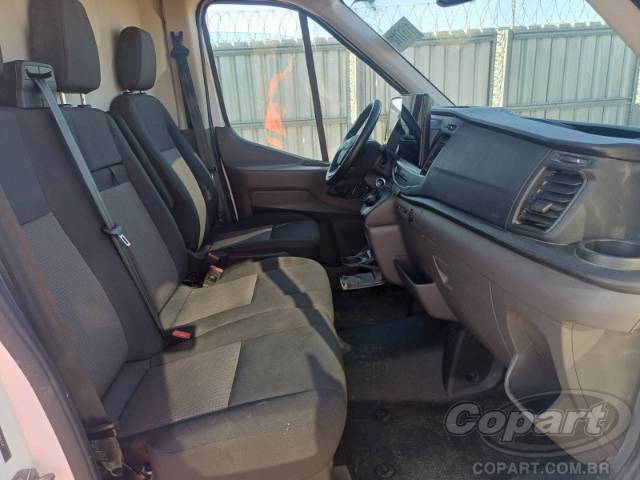 2025 FORD E-TRANSIT FURGAO 