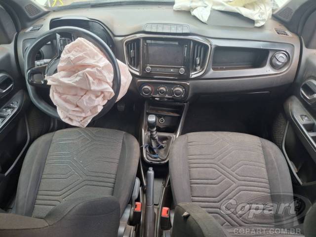 2023 FIAT STRADA CD 