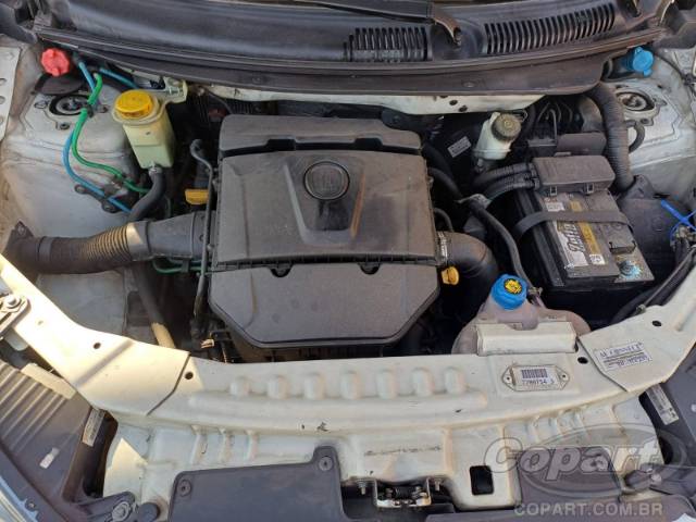 2015 FIAT GRAND SIENA 