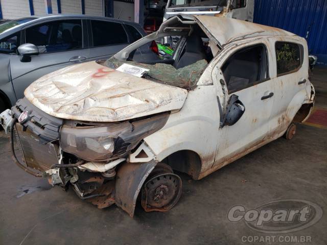 2017 FIAT MOBI 