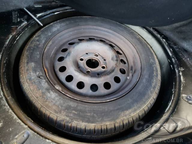 2011 VOLKSWAGEN GOL 