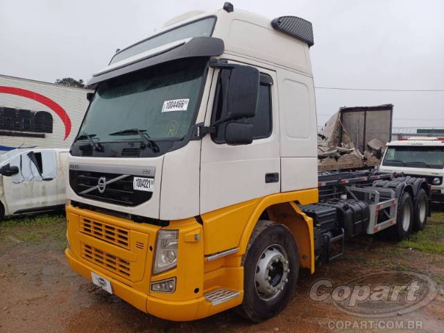 2011 VOLVO FM 