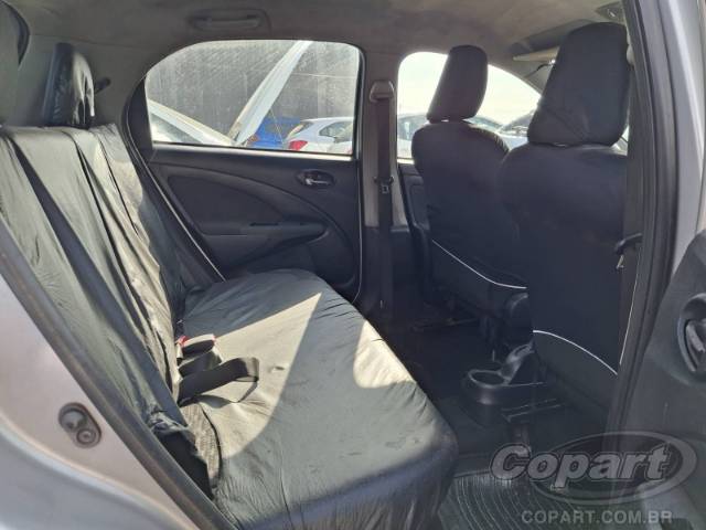 2015 TOYOTA ETIOS 