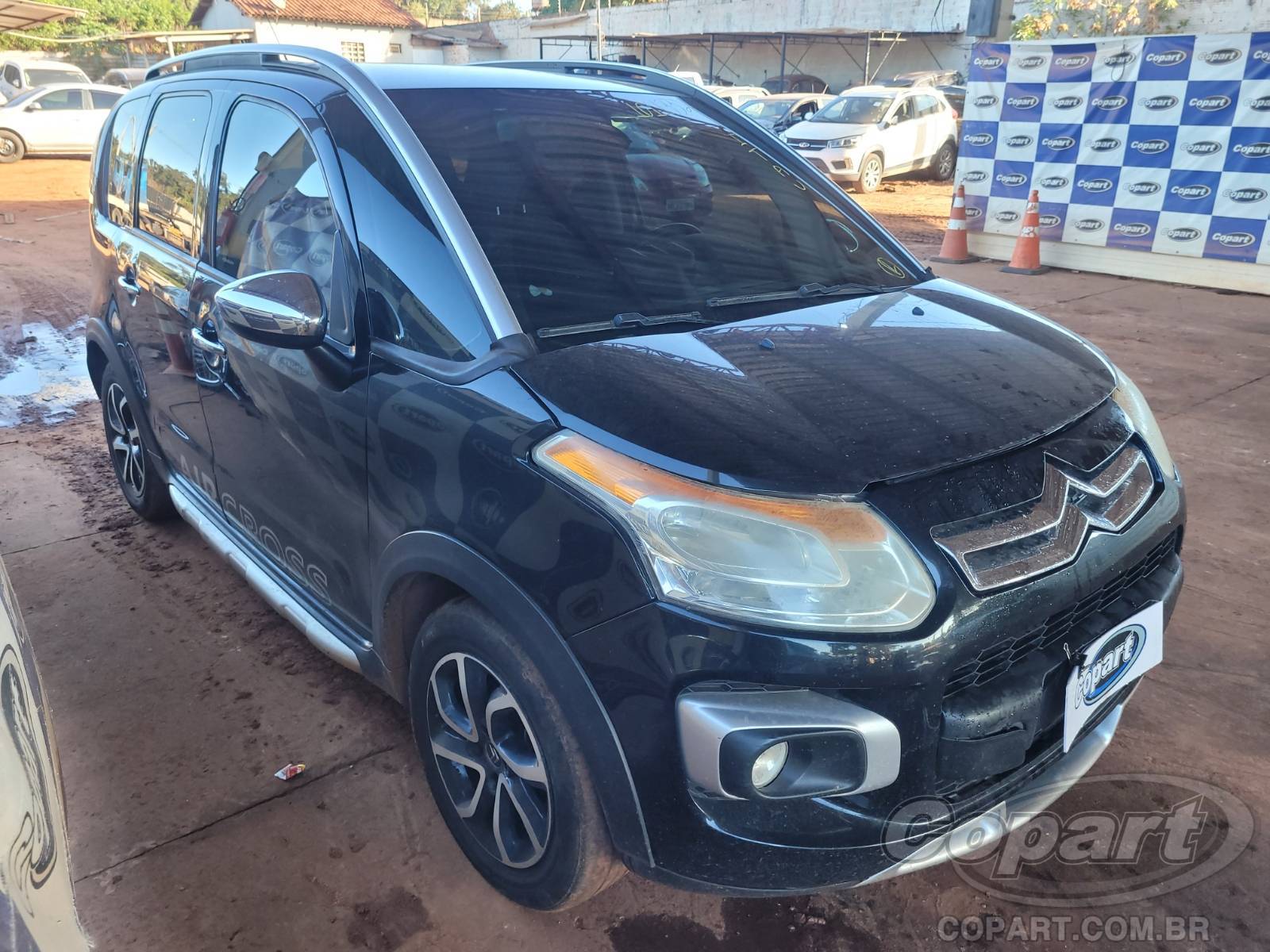 Veículo Peugeot C3 Aircross CITROEN C3 AIRCROSS 1.6 16V VVT 2013 2014 em leilão
