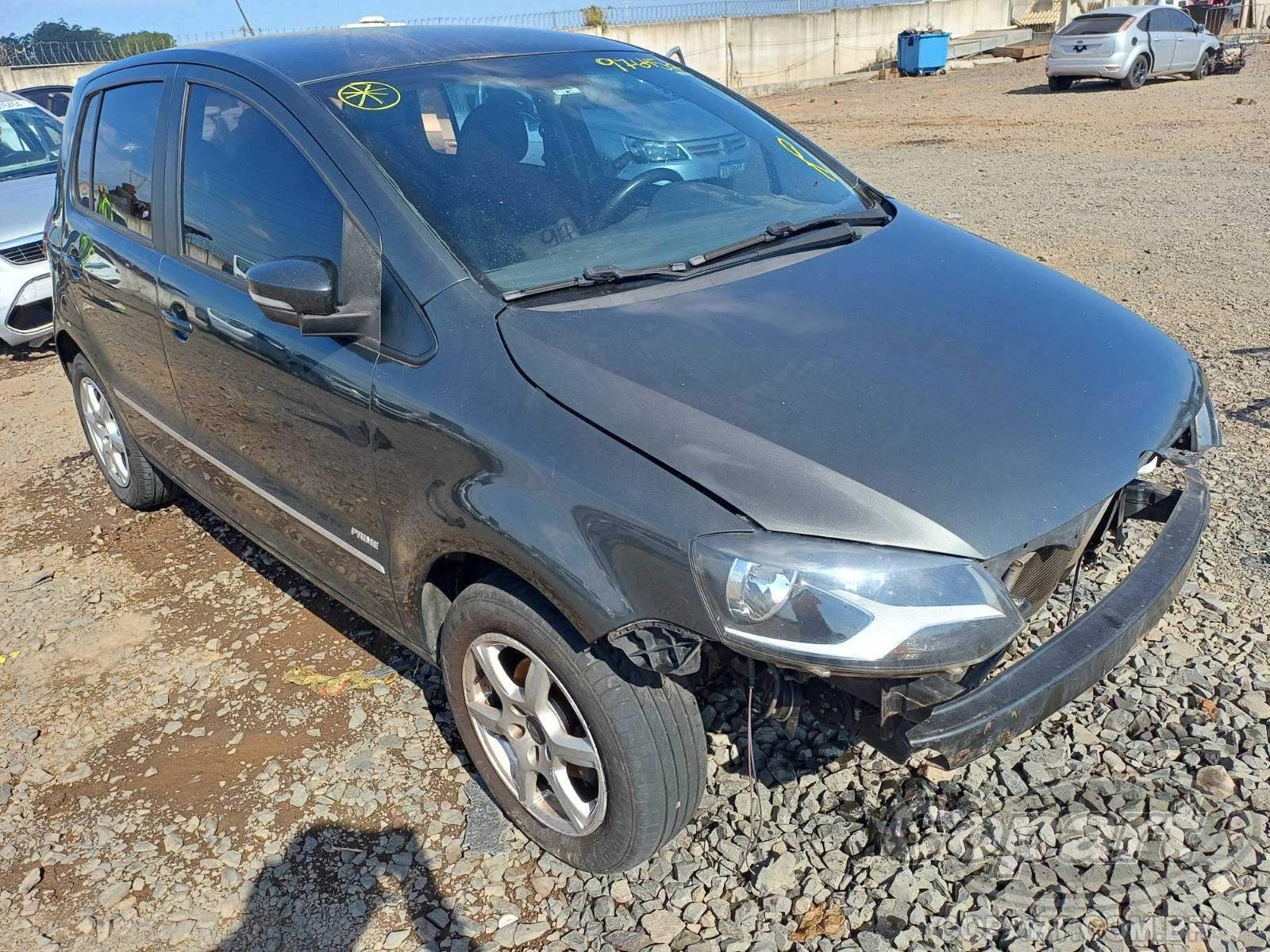 Veículo VW - VolksWagen Fox Volkswagen Fox Prime 1.6 Total Flex 2013 Colisão Frontal 2013 em leilão