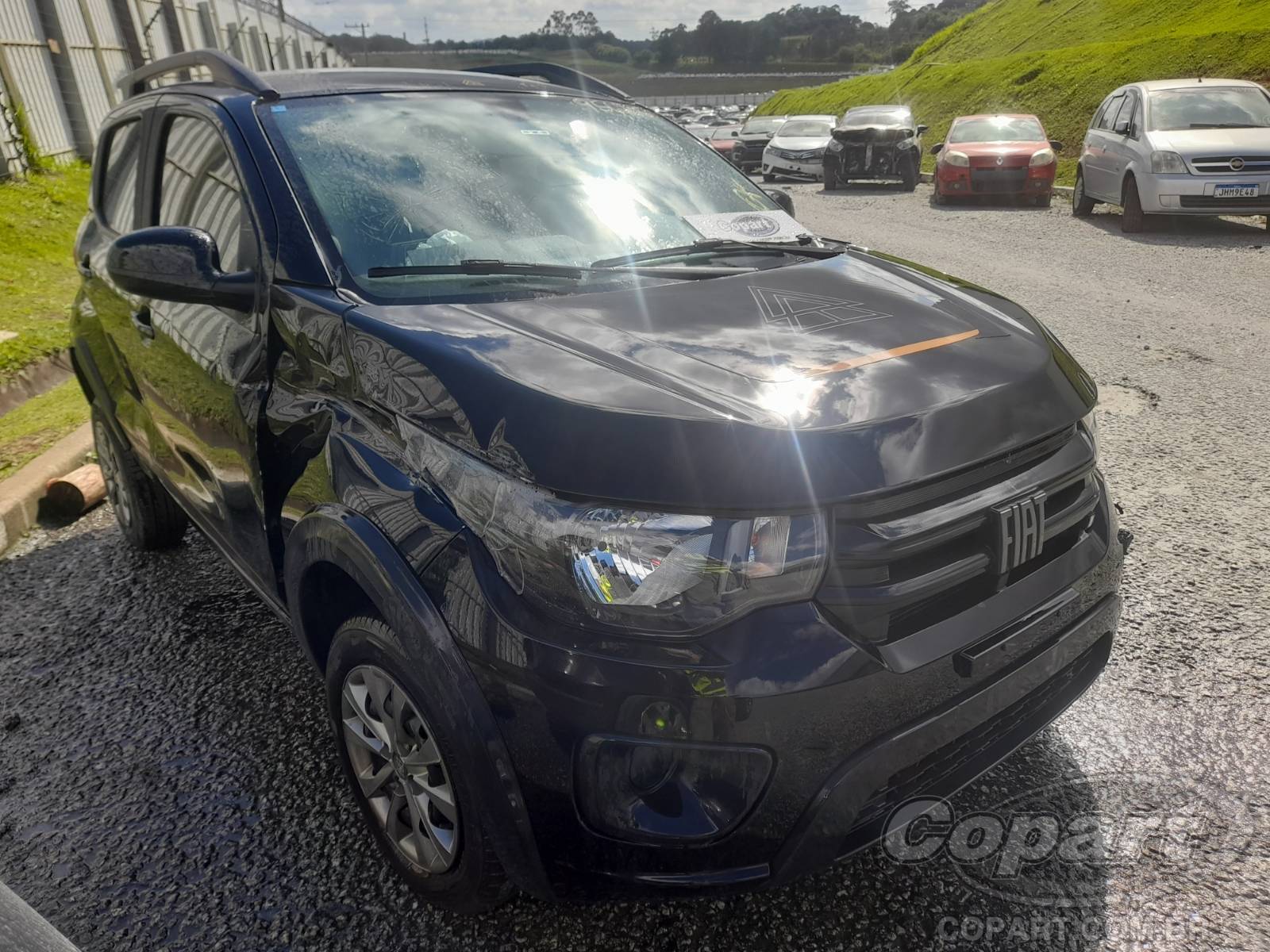 Veículo Fiat Mobi Fiat Mobi Trekking 1.0 Fire 2023 Colisão Média Monta 2023 em leilão