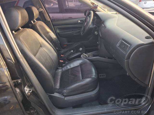 2005 VOLKSWAGEN GOLF 