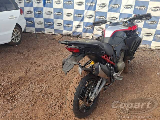 2025 DUCATI MULTISTRADA 